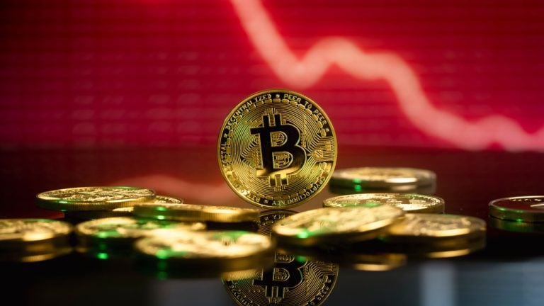 BTC Falls on Saturday, Following Brief Spell Above $27,000